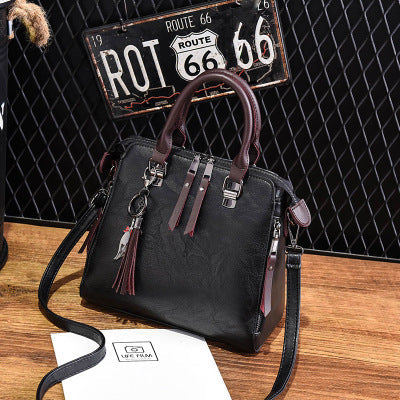 Korean Fashion Women’s Bags | Trendy Minimalist Crossbody & Handbags | K-Style Aesthetic Shoulder Bags | Elegant Daily Commuter Bags for Women | 2026 New Season Collection