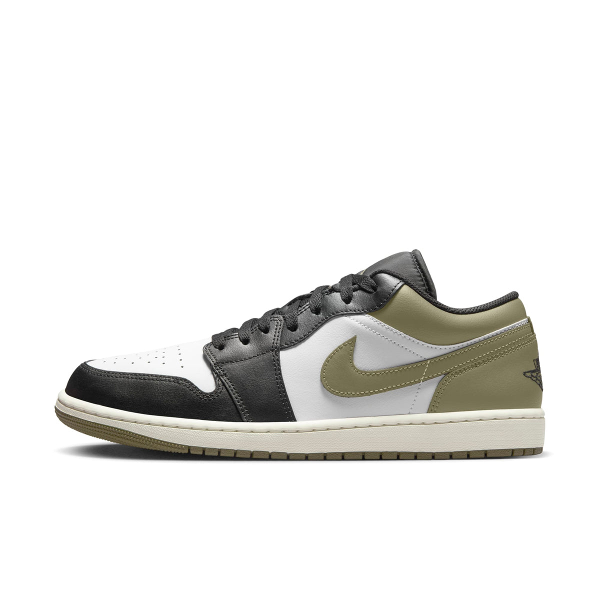 Air Jordan Men's Retro 1 Low Sneakers