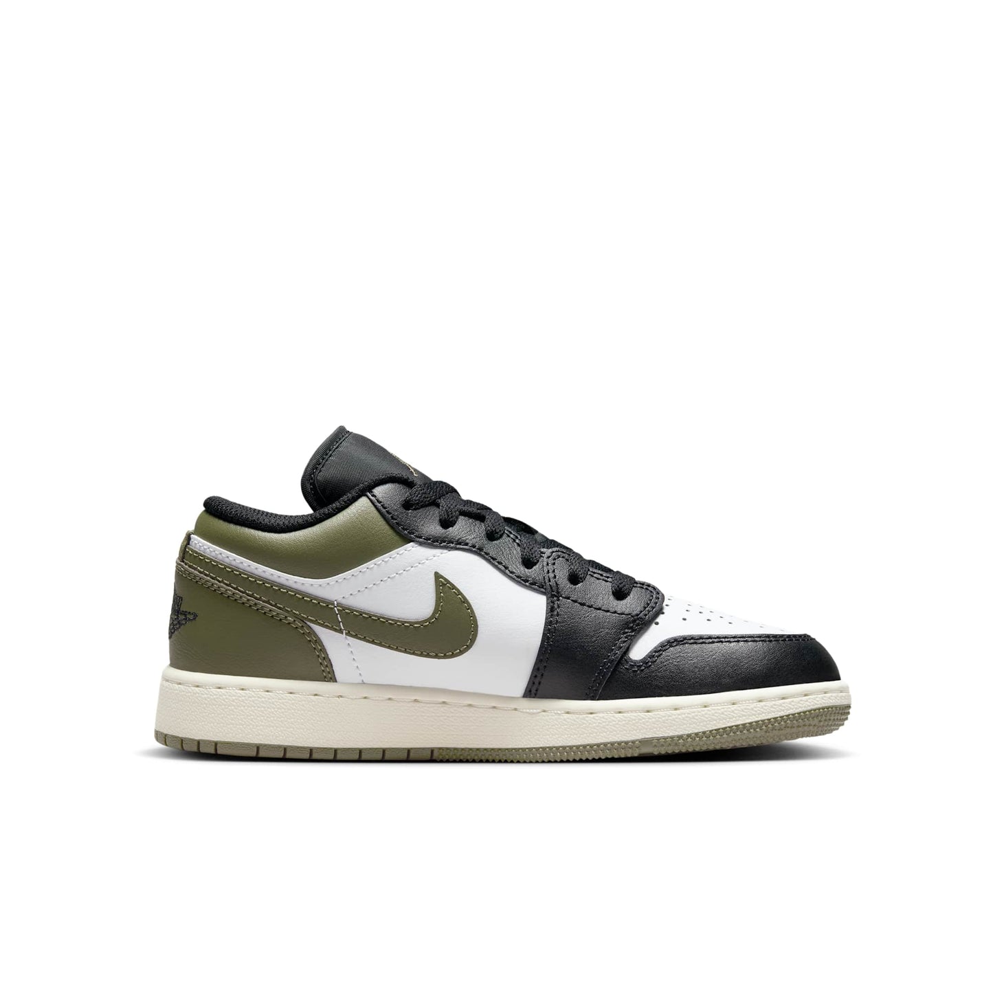 Air Jordan Grade School Retro 1 Low Sneakers