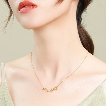 Magnetic Folding Heart-Shaped Clover Necklace | 2-in-1 Four-Leaf Clover & Heart Pendant | High-Sense Love Clavicle Chain | Trendy Openable Heart Choker Gift | 2026 High-Fashion Transformative Women’s Jewelry