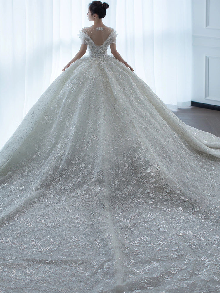 Off-Shoulder French Main Wedding Dress | High-Sense Heavy Industry Embroidery Bridal Gown | Trendy Minimalist Luxury Cathedral Tail Wedding Dress | Luxury-Label Statuesque Princess Gown | 2026 High-Fashion Radiant Bridal Wear
