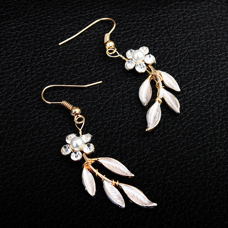 Luxury Bridal Jewelry Three-Piece Set | European & American Style Alloy Plated Necklace & Earrings | Wedding Statement Jewelry Set for Brides & Bridesmaids