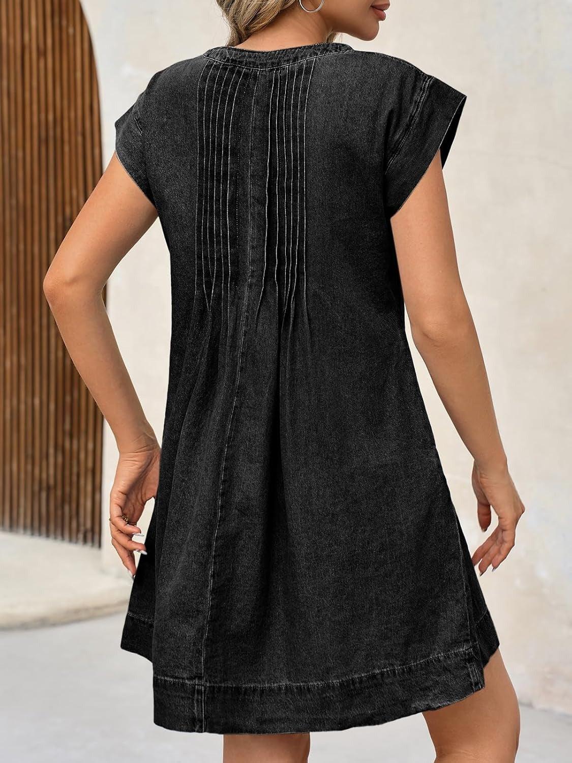 ✨Women's V-neck Pleated Denim Dress With Pockets