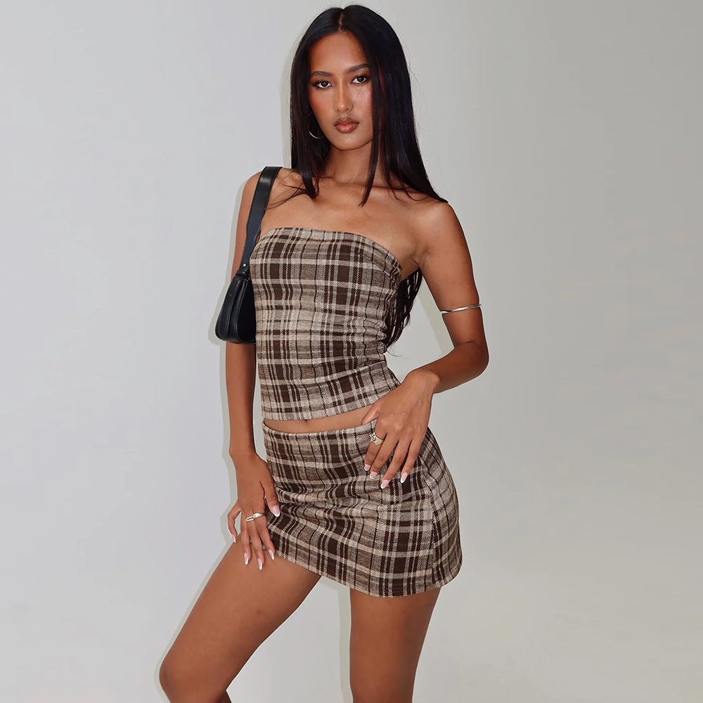 Two piece set of navel wrapped short skirt for women