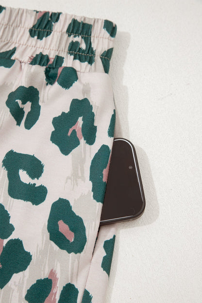 Threaded Pear Arleth Print Contrast Trim Top