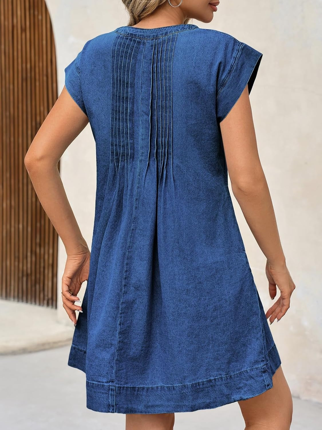 ✨Women's V-neck Pleated Denim Dress With Pockets