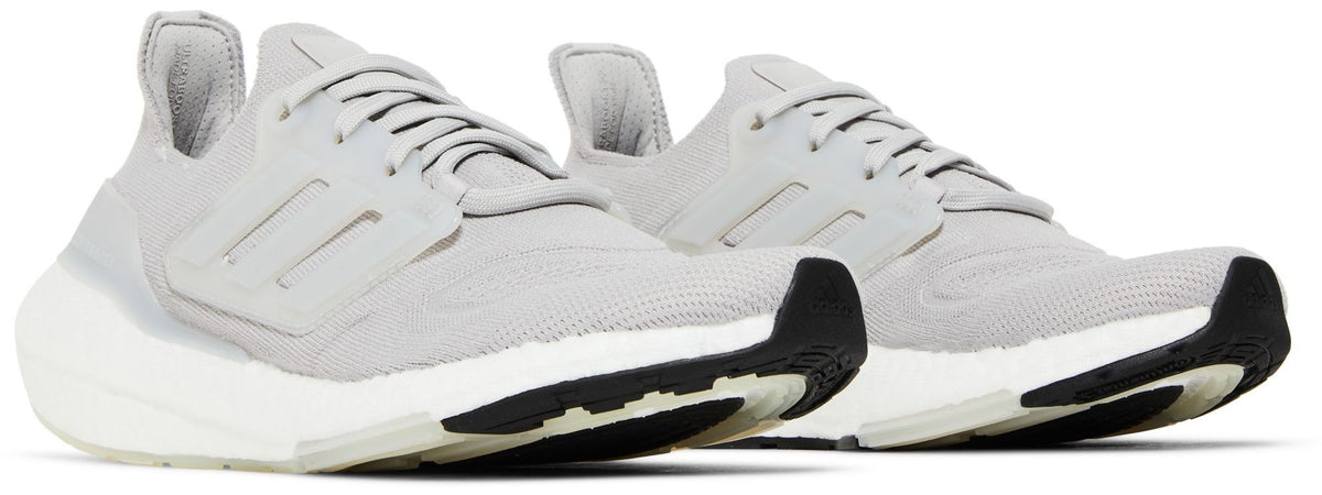 adidas Women's Ultraboost 22 W Sneakers