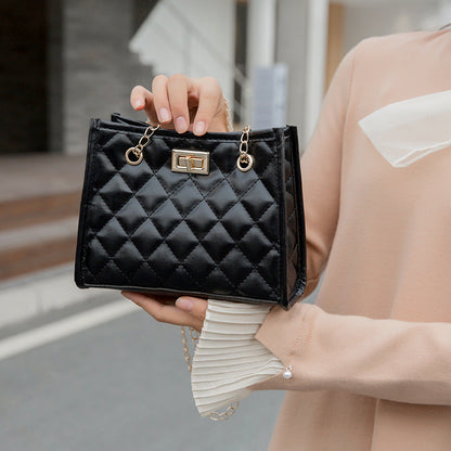 Women’s Mini Chain Shoulder Bag | Luxury Small Square Crossbody Bag | Trendy Designer Petite Handbag | Elegant Metallic Chain Mini Purse for Evening & Casual Wear