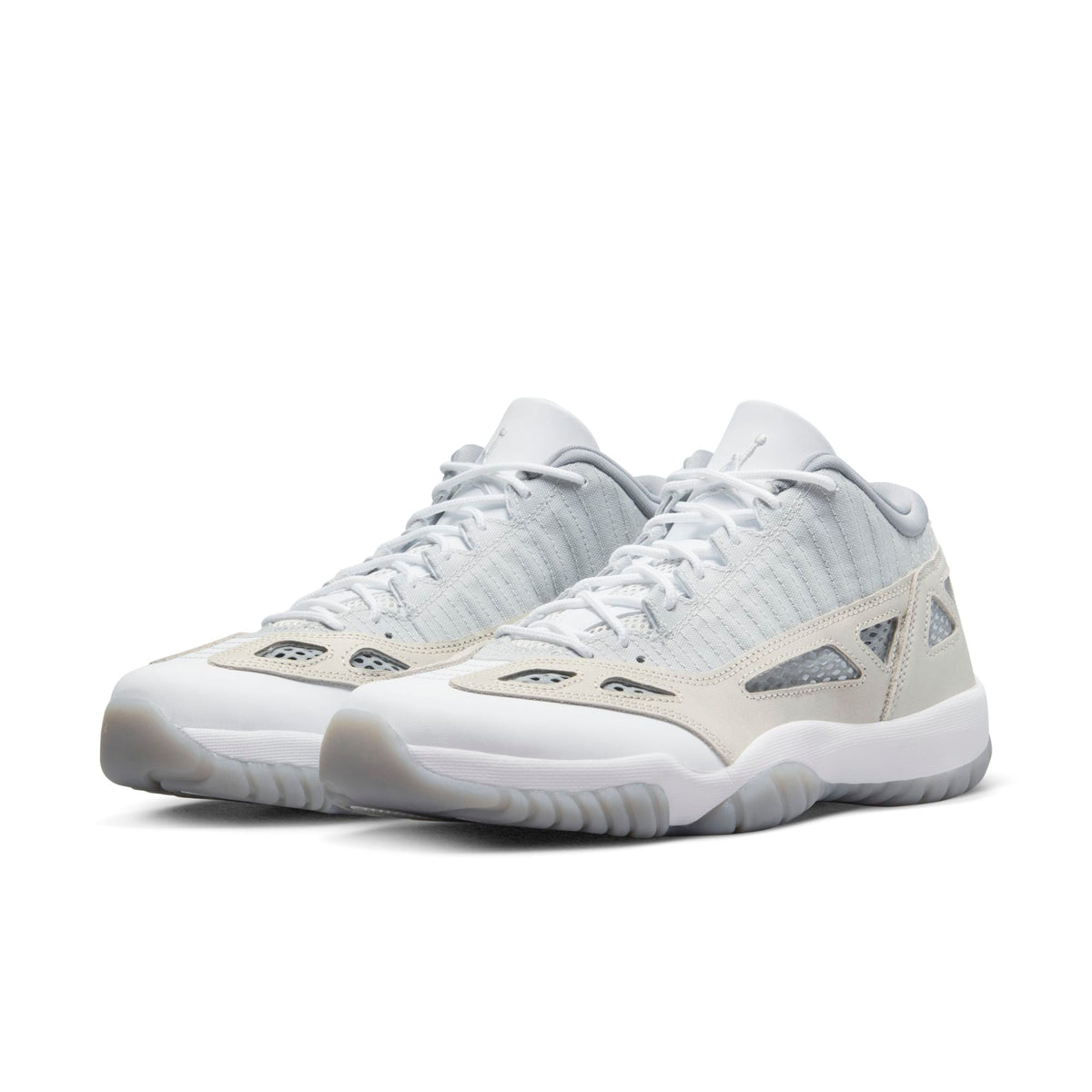 Air Jordan Men's Retro 11 Low Ie Sneakers
