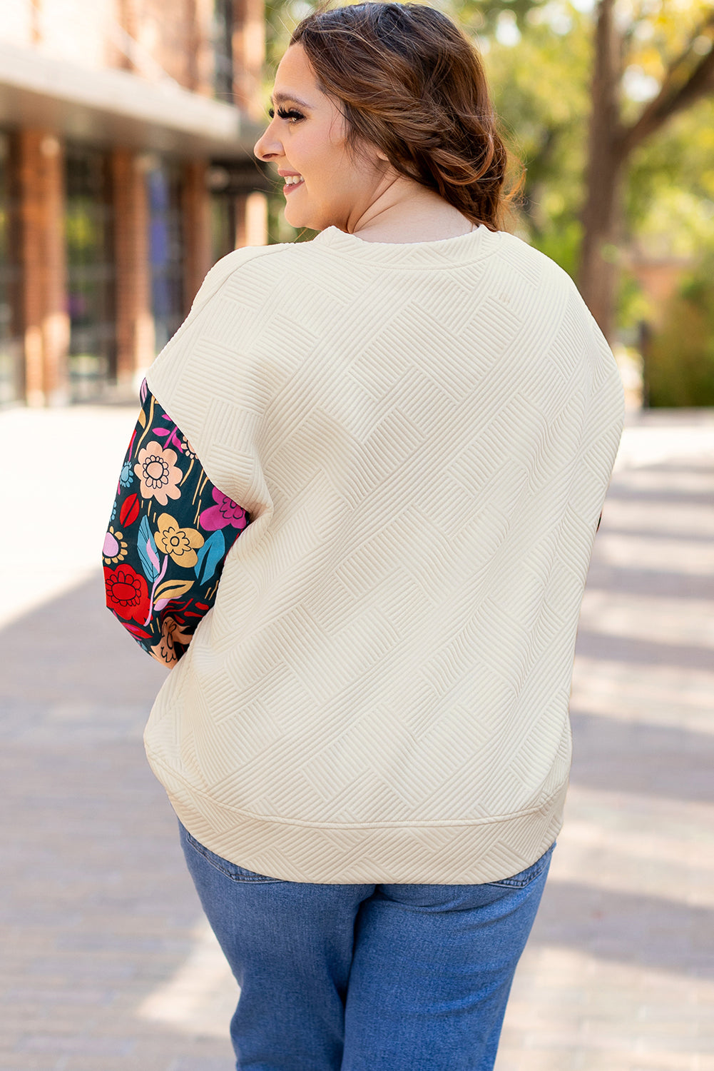 Threaded Pear White Floral Patchwork Sleeve Textured Plus Size Pullover Top