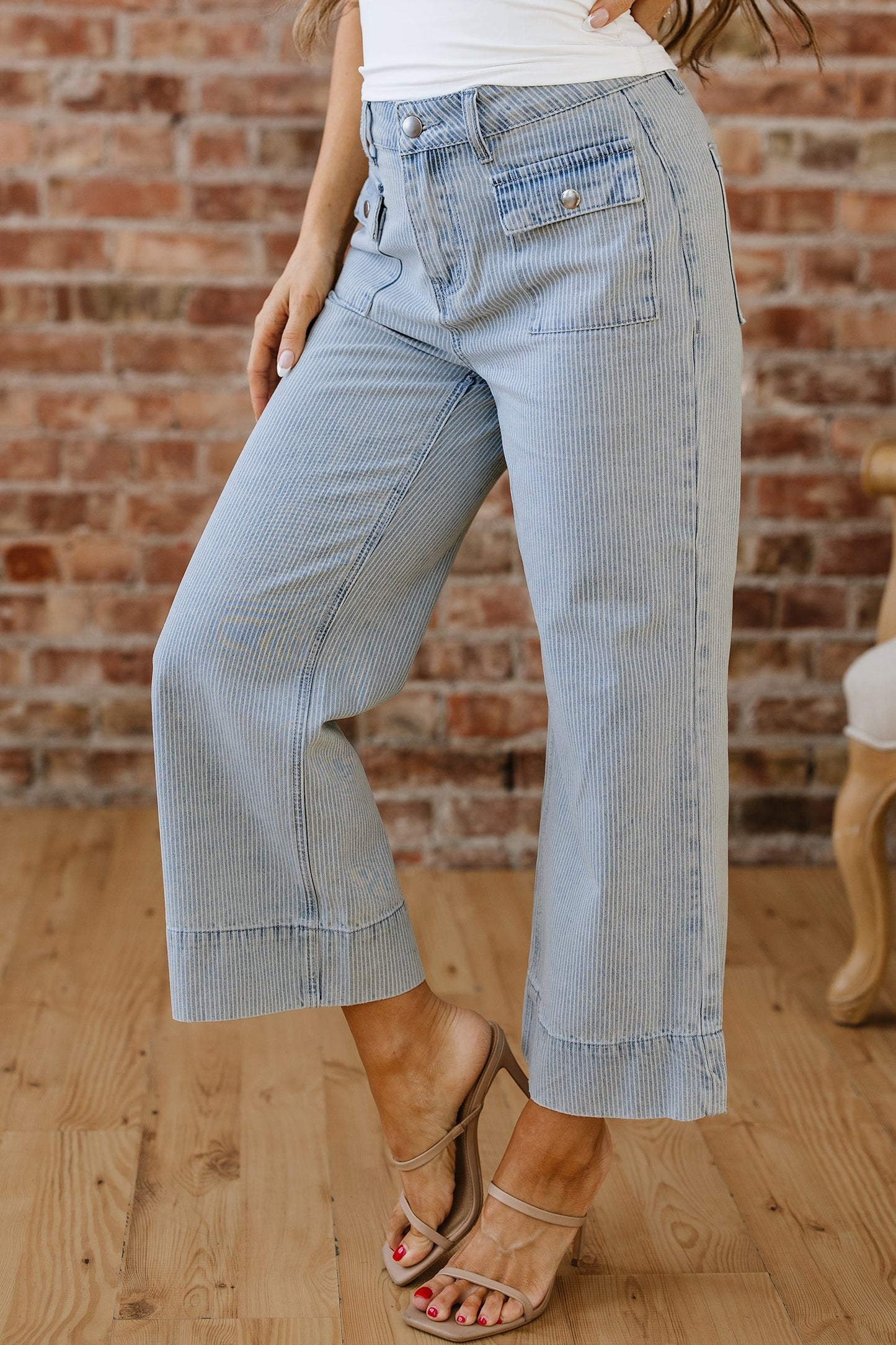 Threaded Pear Eve Hem Wide Leg Jeans