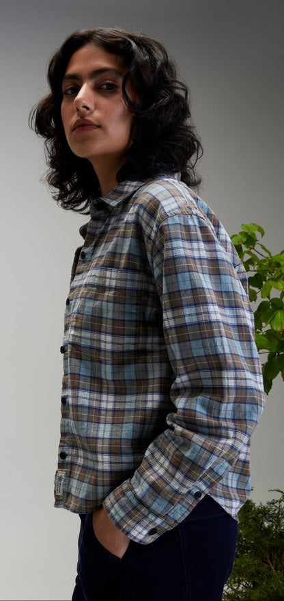 Alpine Design Women's Ad Hike Midweight Flannel