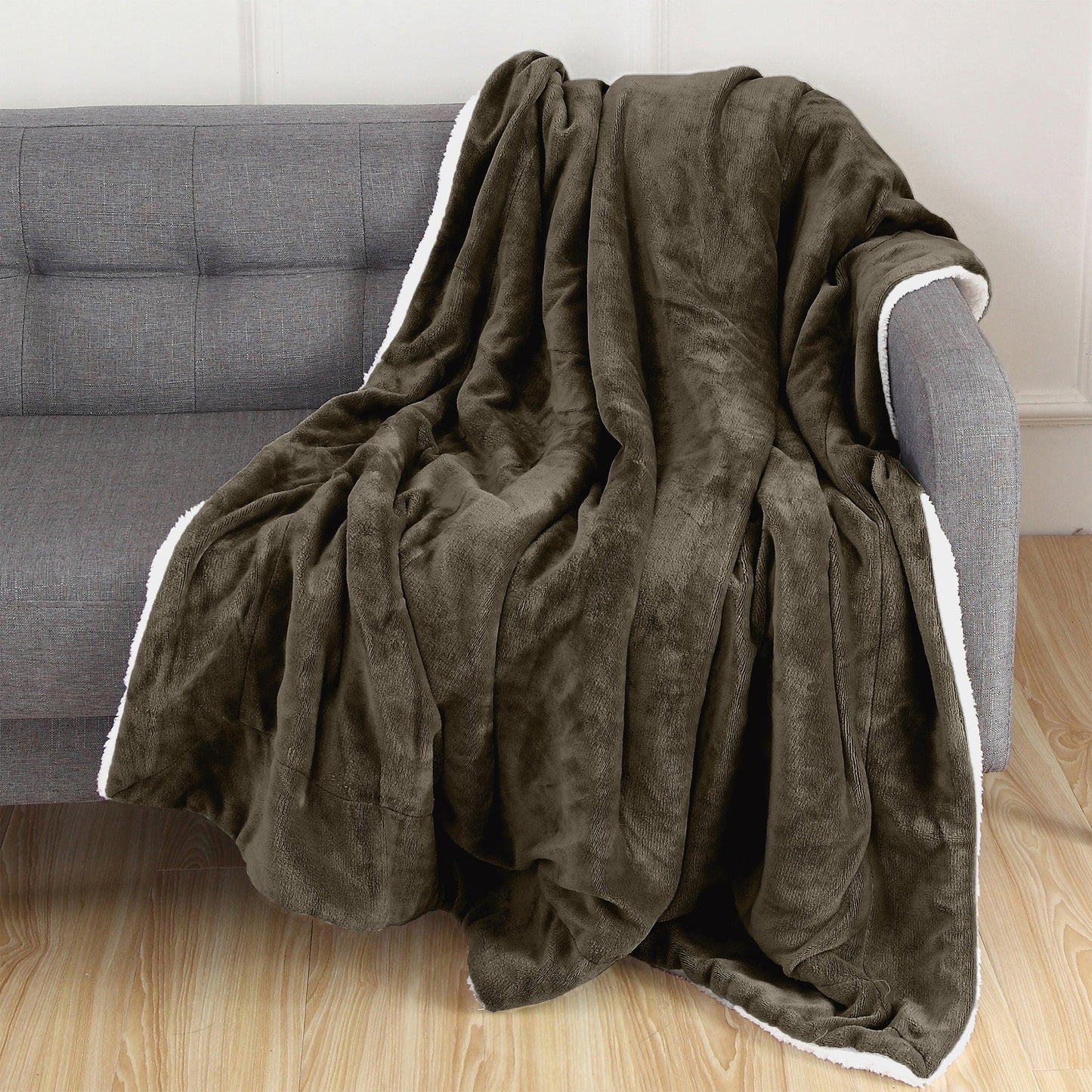 Elegant Comfort Reversible Sherpa Throw Blanket - Sherpa Back Throw Blanket