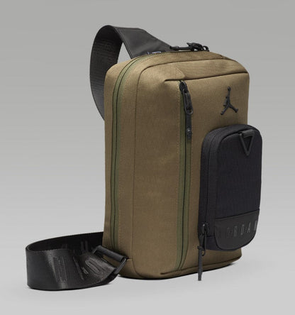 Air Jordan Unisex Collectors Crossbody 3L Bag - MA0957-E6F