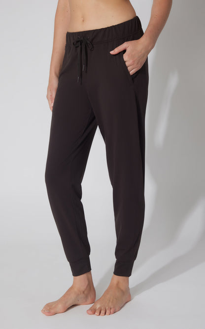 90 Degree by Reflex Lux Avenue Side Pocket Jogger
