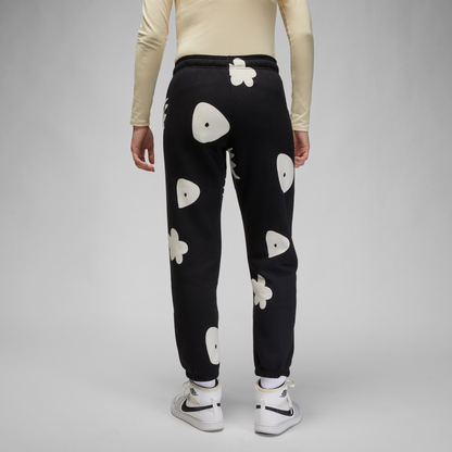 Air Jordan Women's X Artist Series By Mia Lee Fleece Pants