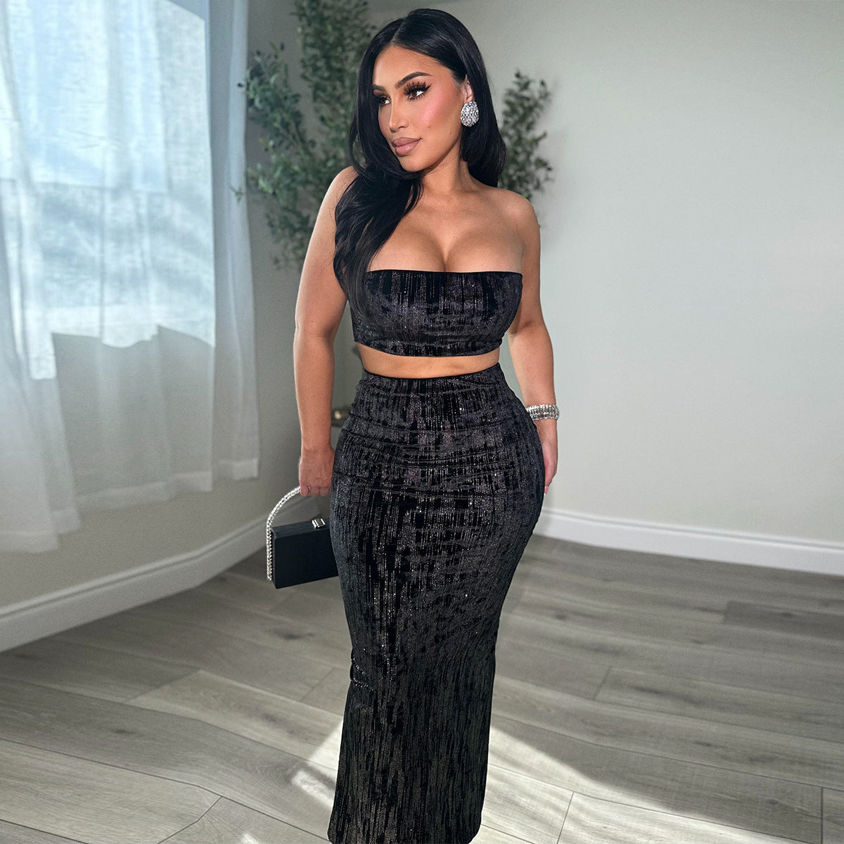 Open navel shiny silk strapless skirt set for women