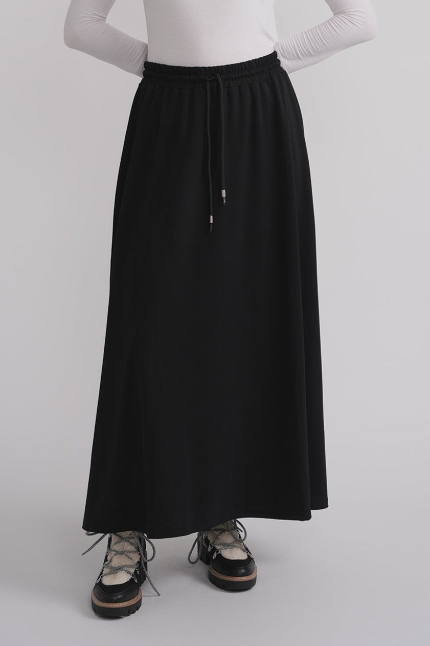 Basic Skirt - Black