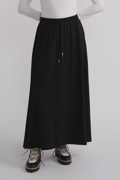 Basic Skirt - Black