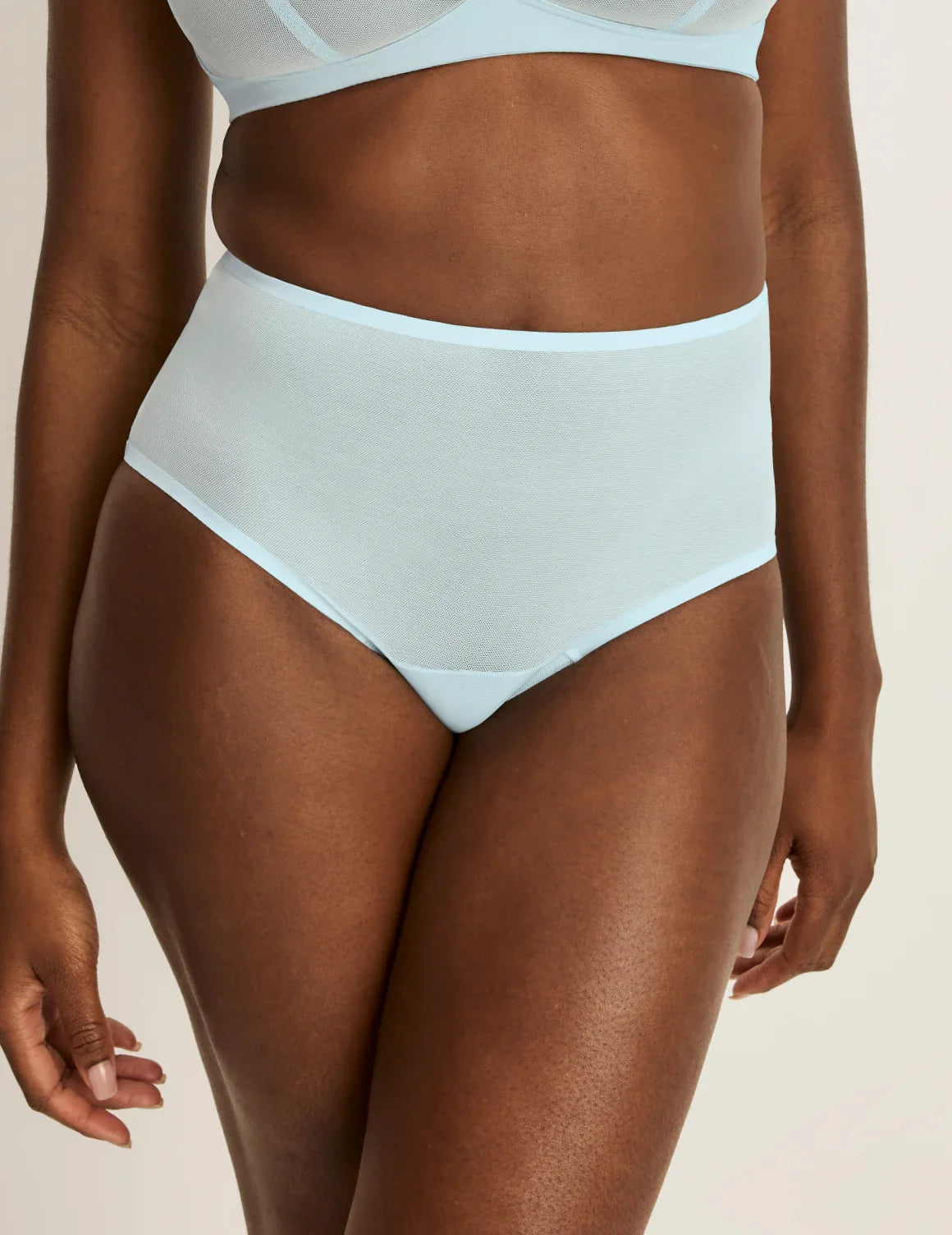 Essential Full Mesh High Rise