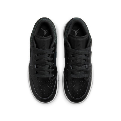 Air Jordan Grade School Retro 1 Mid Se Gs Sneakers