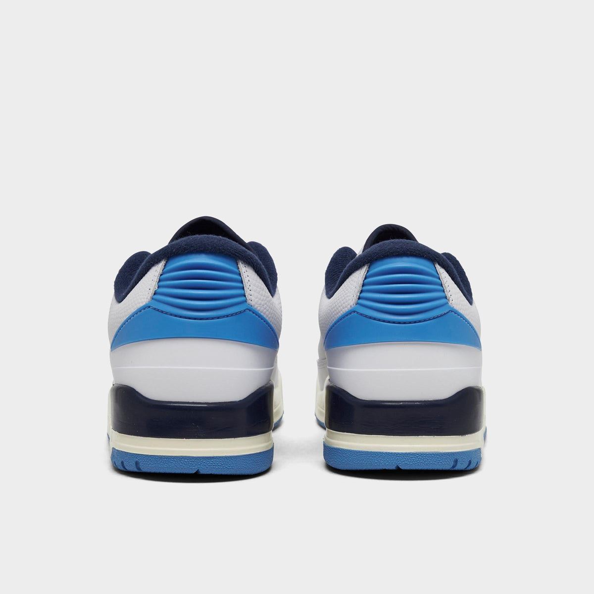Air Jordan Men's Retro 2/3 'Unc' - FD0383-144