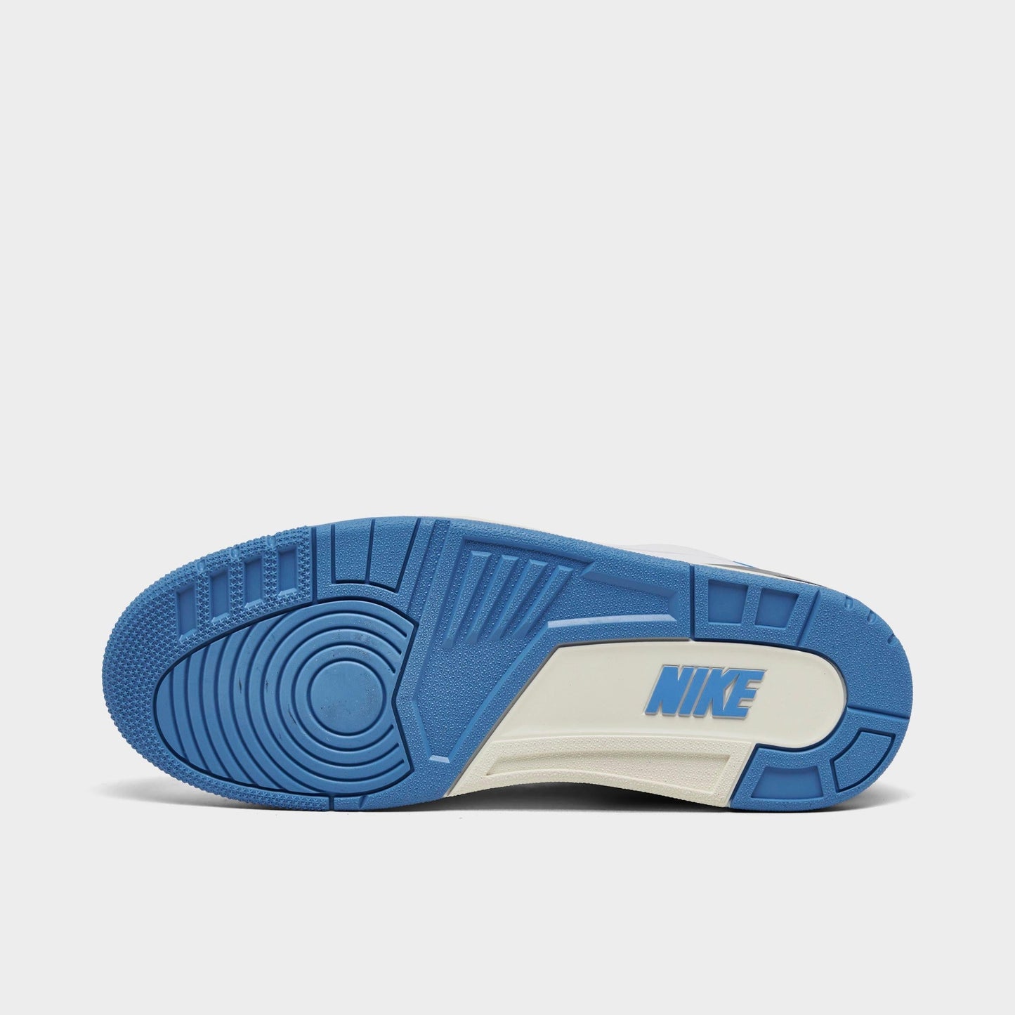 Air Jordan Men's Retro 2/3 'Unc' - FD0383-144