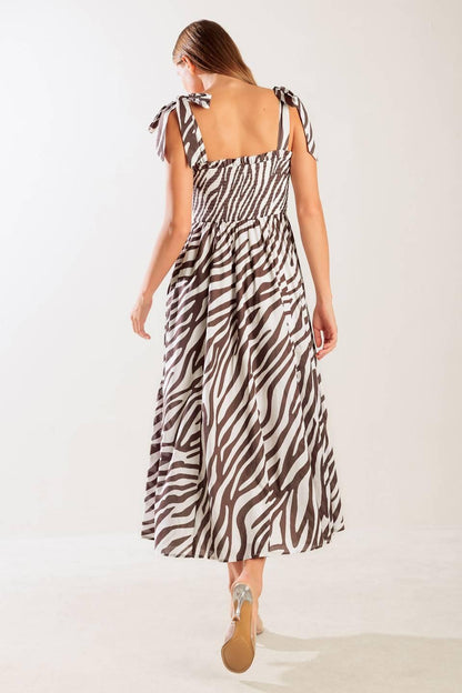 Dancing With the Woven Midi Dress