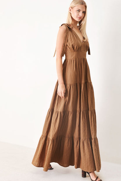 Calm Beauty Woven Maxi Dress