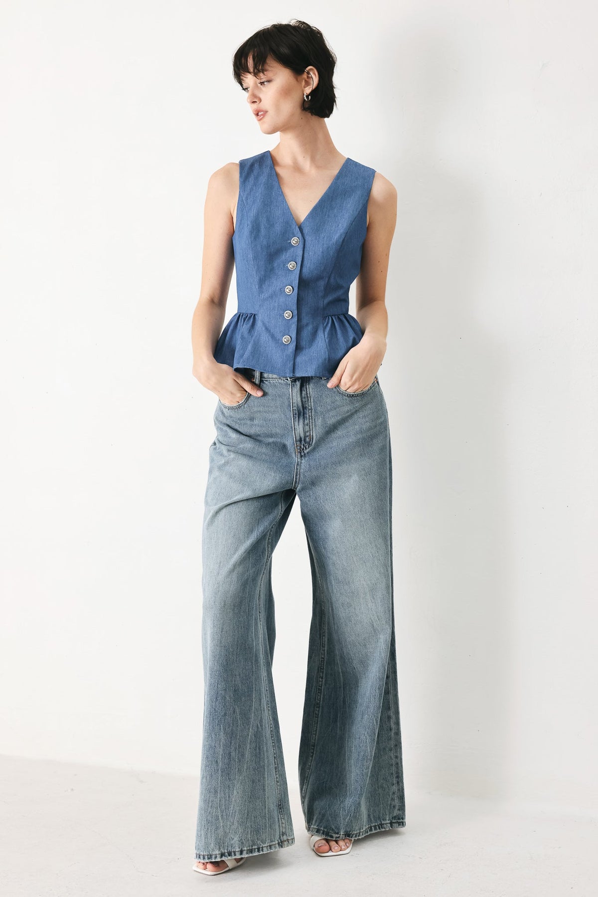 Casual Romance Woven Vest