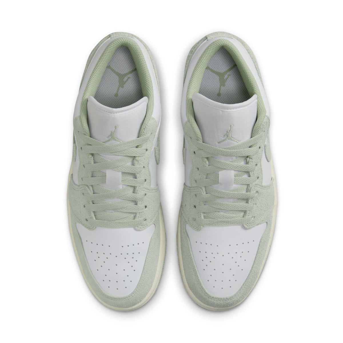 Air Jordan Men's Retro 1 Low Se Sneakers