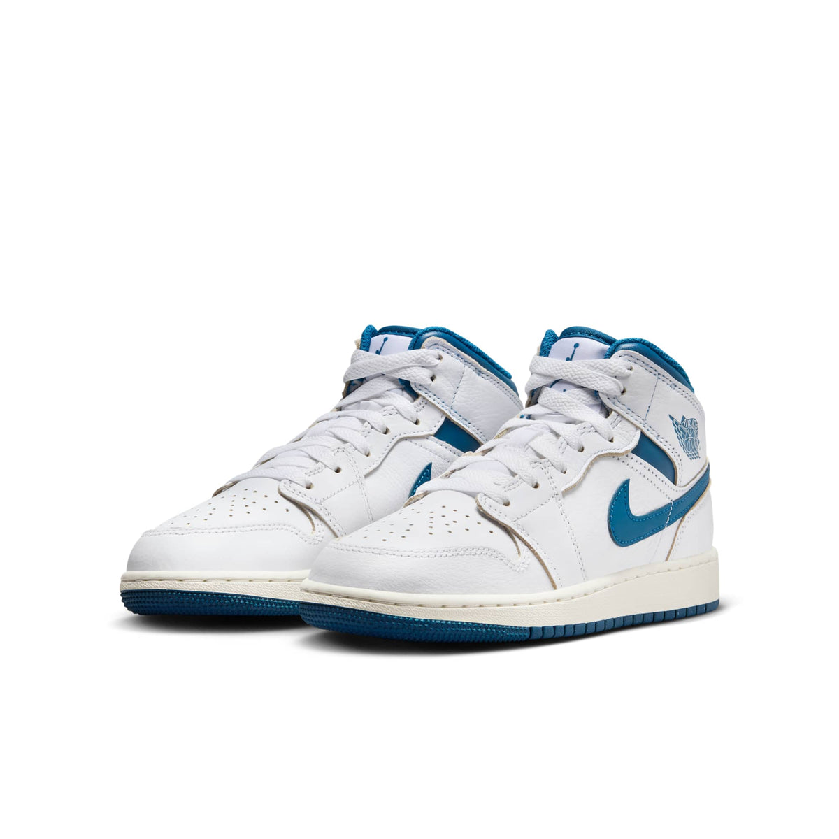 Air Jordan Grade School Retro 1 Mid Se Gs Sneakers