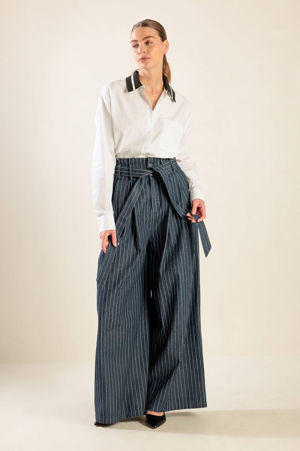 Cause a Commotion Woven Top