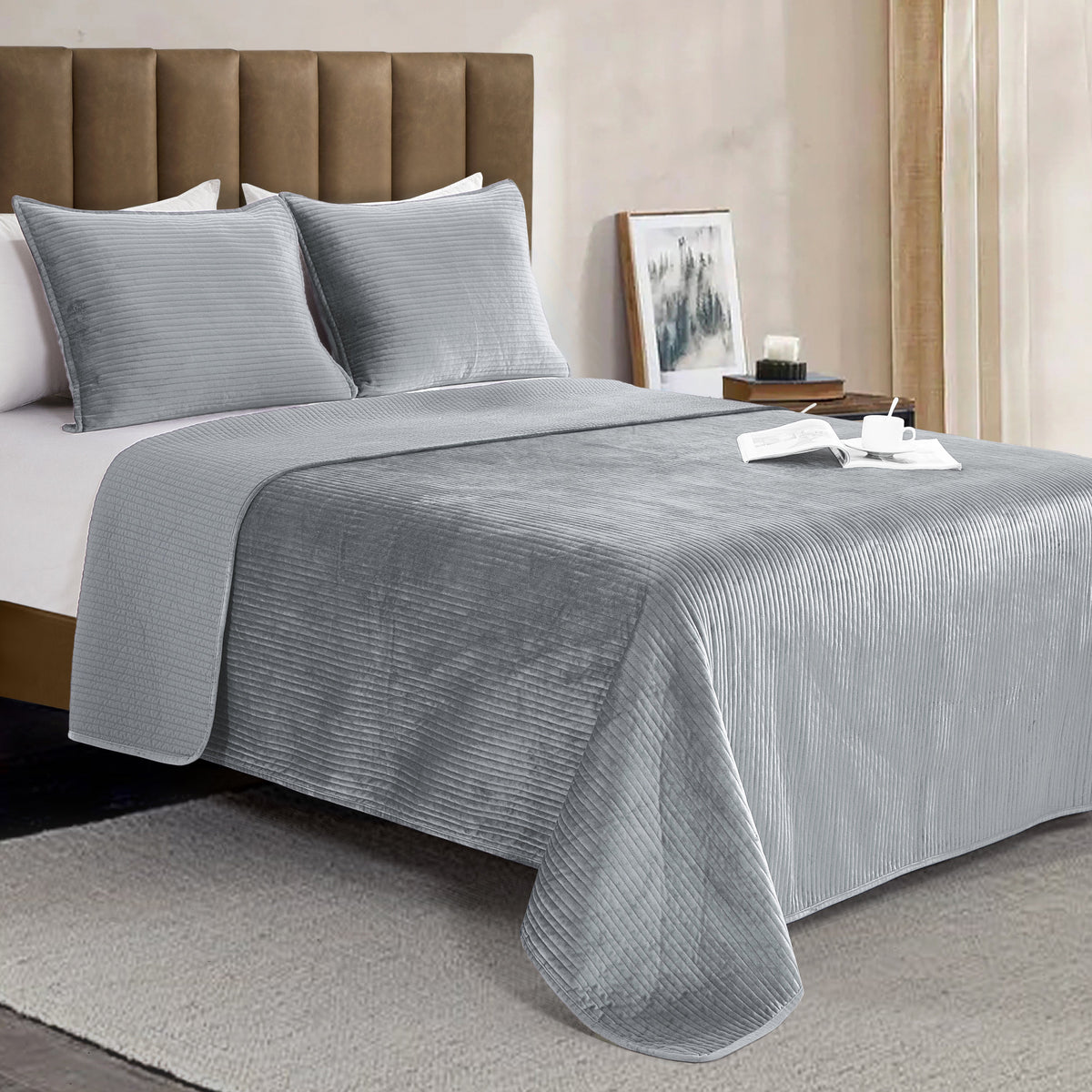Elegant Comfort 3-Piece Velvet Corduroy Stripe Quilted Bedspread Coverlet Set