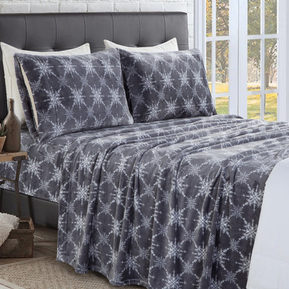 Elegant Comfort 4-Piece Holiday Christmas Velvet Plush Flannel Sheet Set