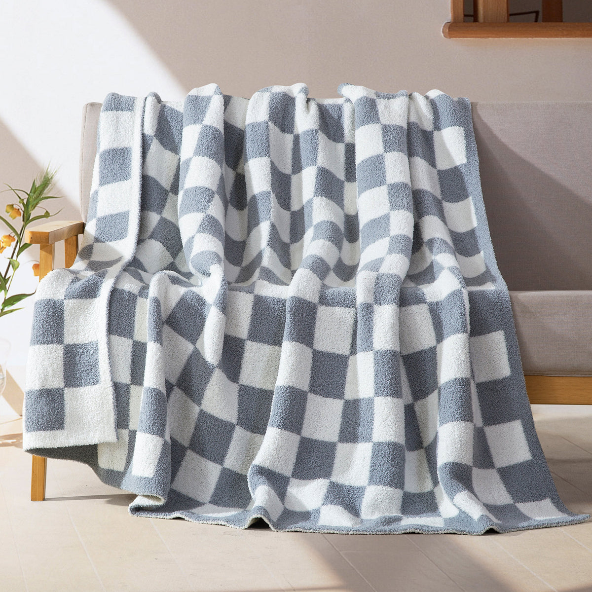 Elegant Comfort 50" x 70"  Ultra Soft Checkered Knitted Throw Blanket