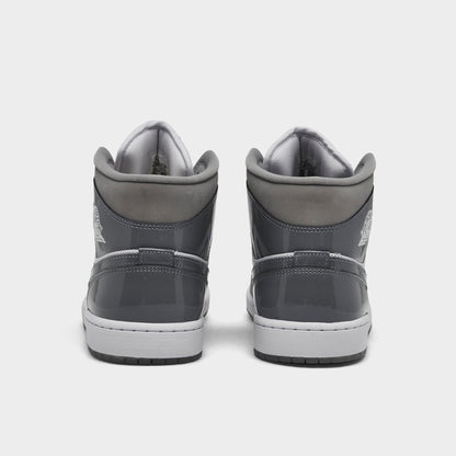 Air Jordan Men's Retro 1 Mid Se Sneakers