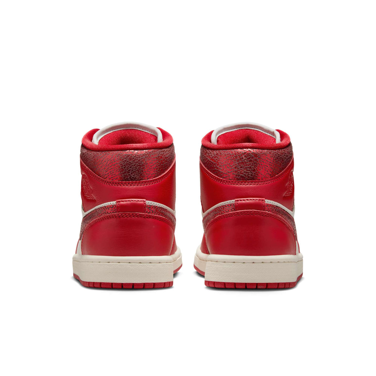 Air Jordan Women's Retro 1 Mid Se Sneakers