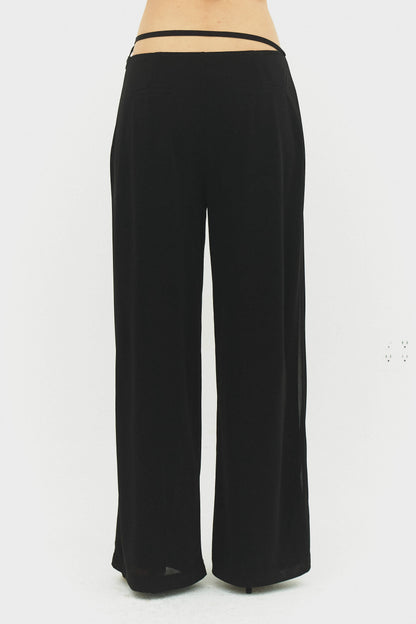 Emilia Pant in Black