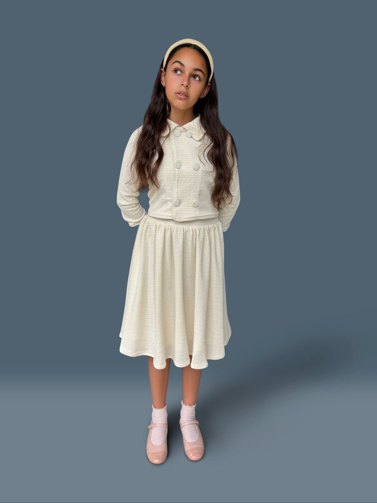 Cream Textured Knit Cropped Blazer Skirt Set_Girls