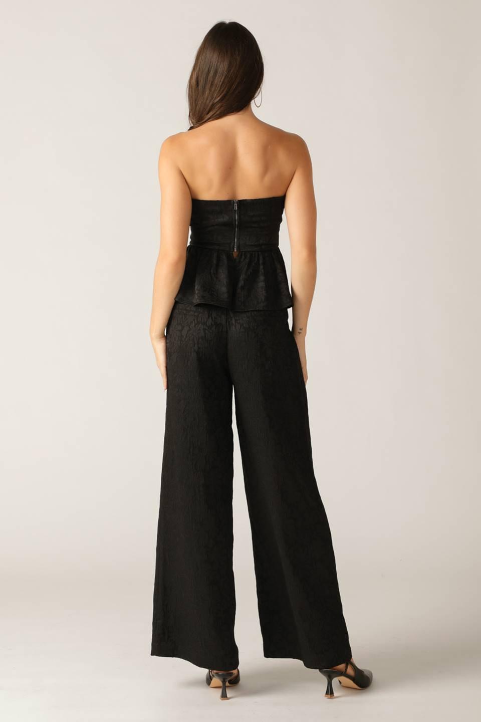 Elegant Essence Woven Pants