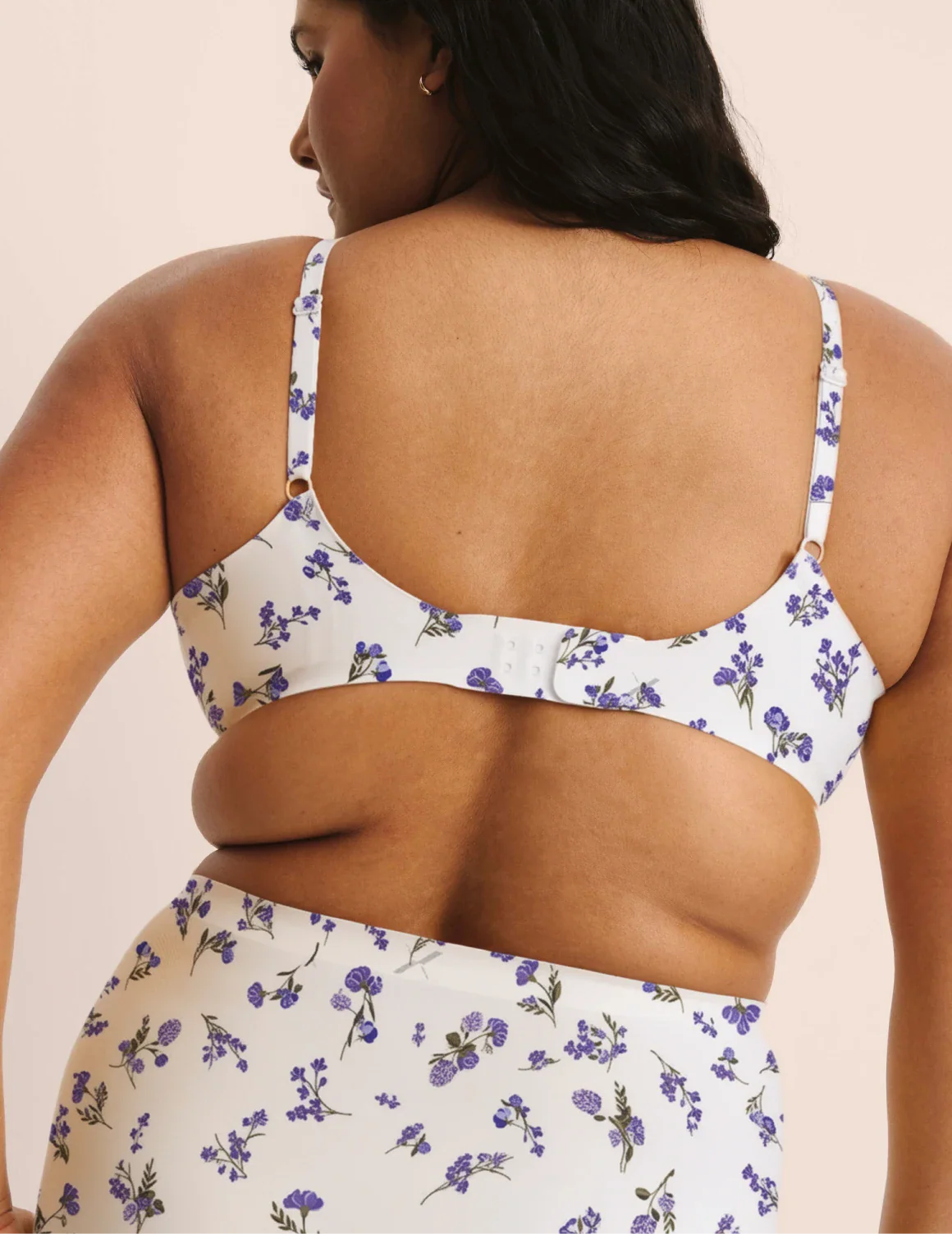 Revolution V-Neck Bra