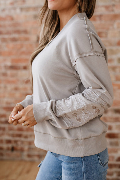 Threaded Pear Kaylee aztec Embroidered Western Sweatshirt