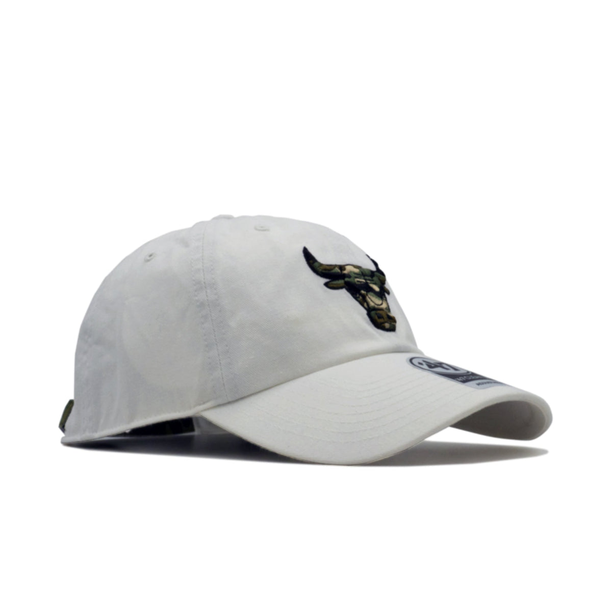 47 Brand Men's Chicago Bulls Clean Up Strapback Cap