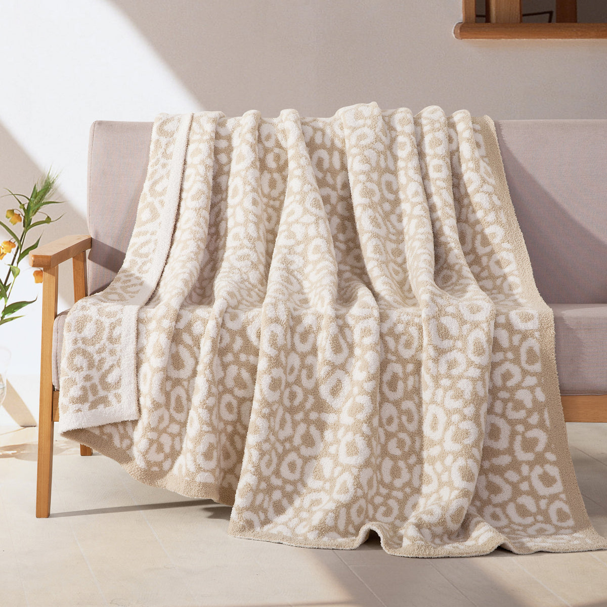 Elegant Comfort 50" x 70"  Ultra Soft Checkered Knitted Throw Blanket