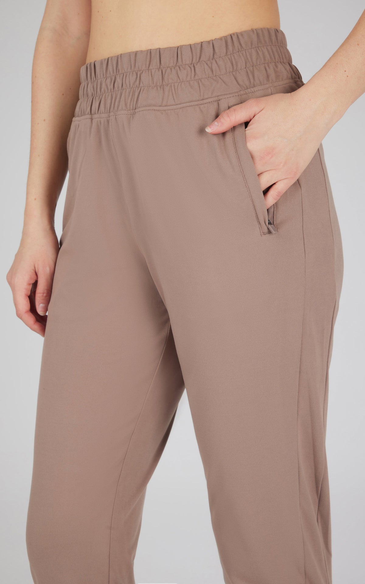 90 Degree by Reflex Lux Zip Pocket Jogger