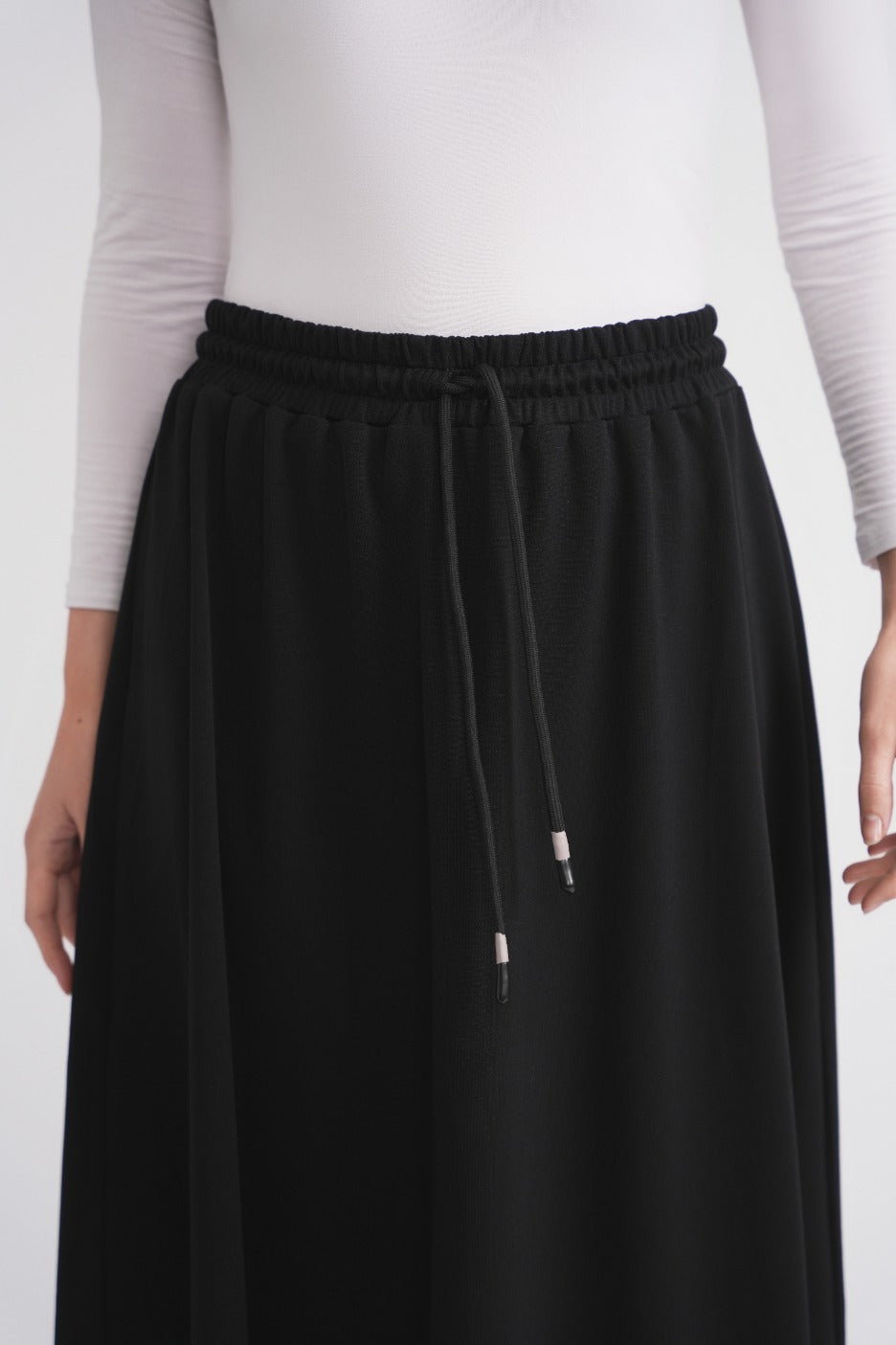 Basic Skirt - Black