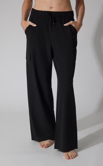 90 Degree by Reflex Lightstreme Wide Leg Cargo Pocket Pant
