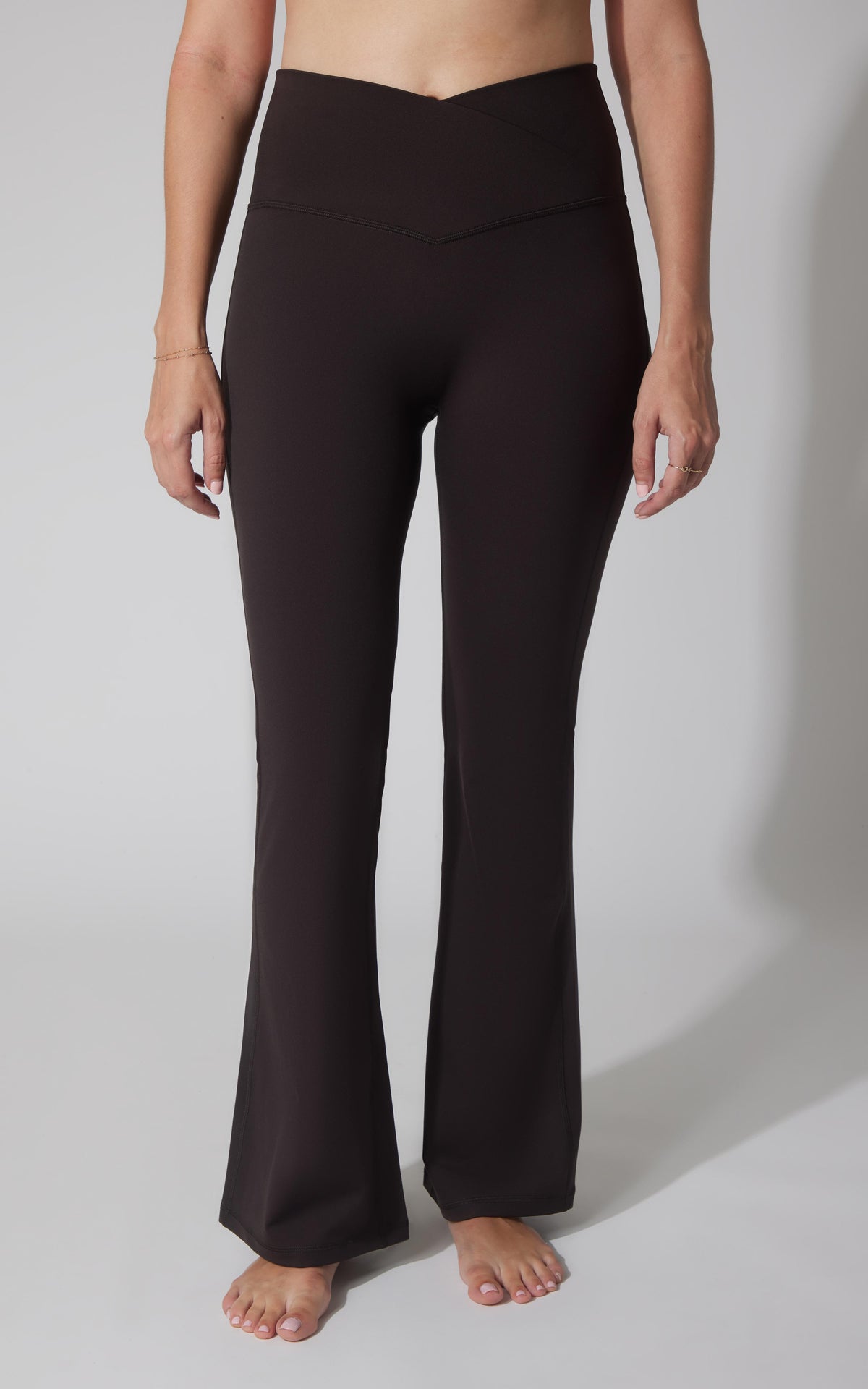 90 Degree by Reflex Lux Sophia 29.5" Crossover Flare Pant