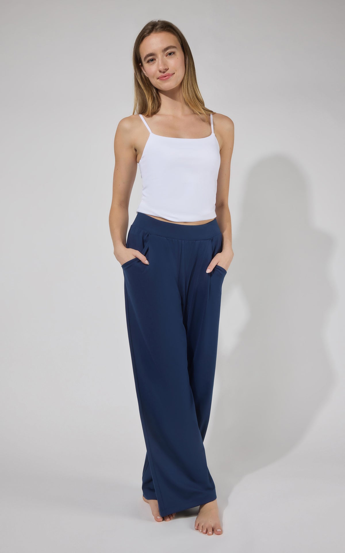 90 Degree by Reflex Lux Park Ave Wide Leg Pleated Pant W/ Side Pockets